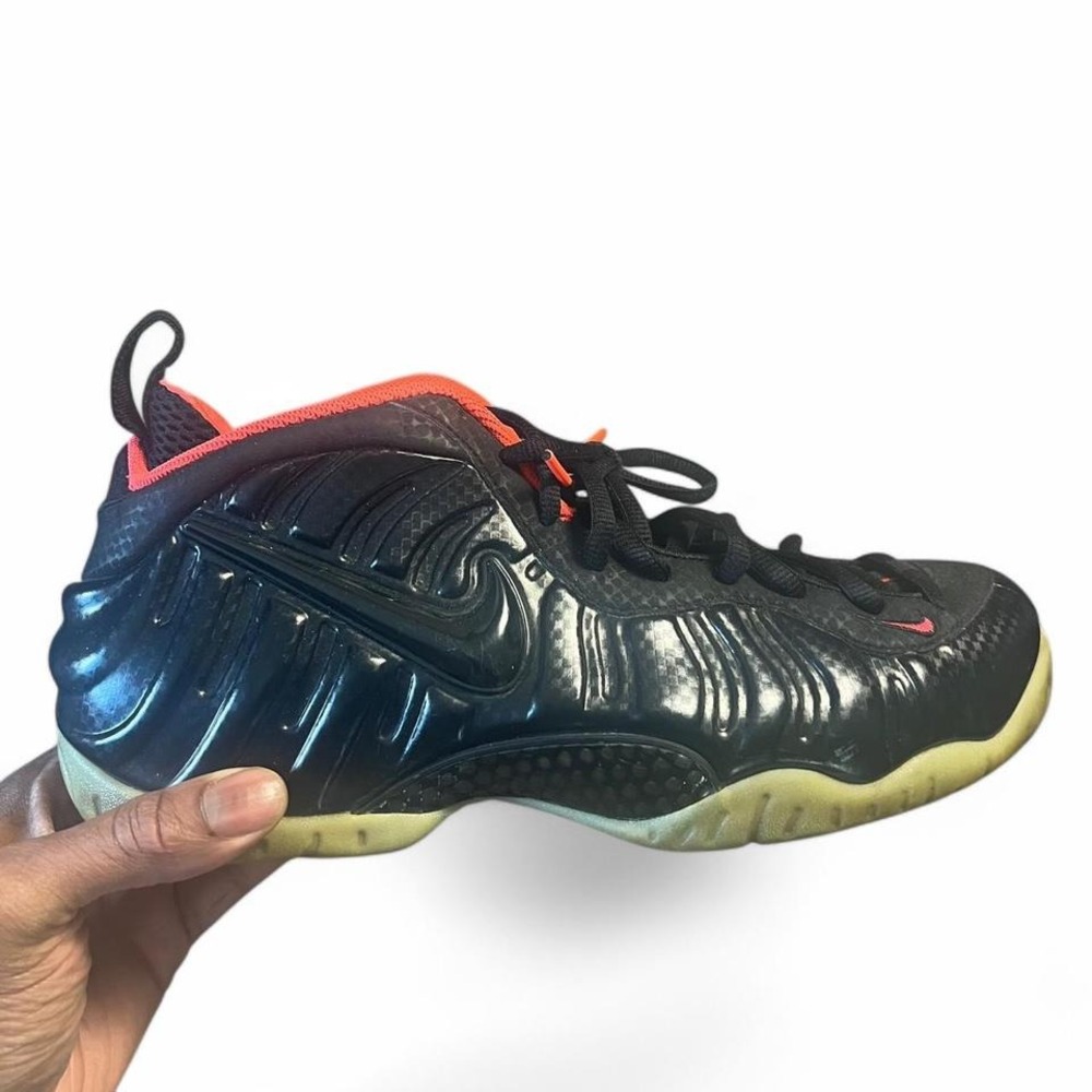 Nike Foamposite 2014 Yeezy Mens Size 11.5